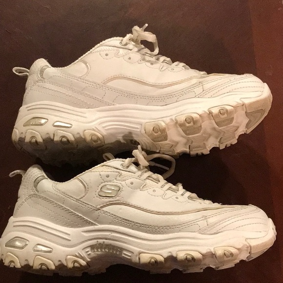 Skechers White D’Lites size 7 - Picture 2 of 16